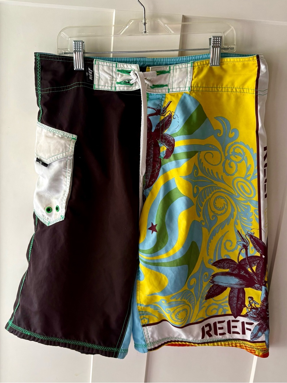 Vintage Reef Multi Color Surf Board Shorts Men’s M Grunge Baggy Skater Y2K Swim